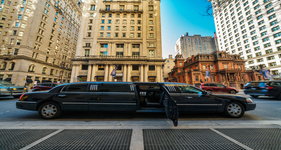 1-6 passenger limo to DIA airport in Broomfield, CO